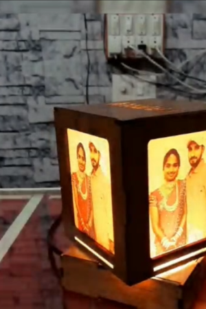 Customized Rotating Photo Lamp